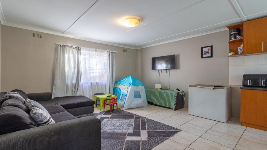2 Bedroom Property for Sale in Highbury Park Western Cape